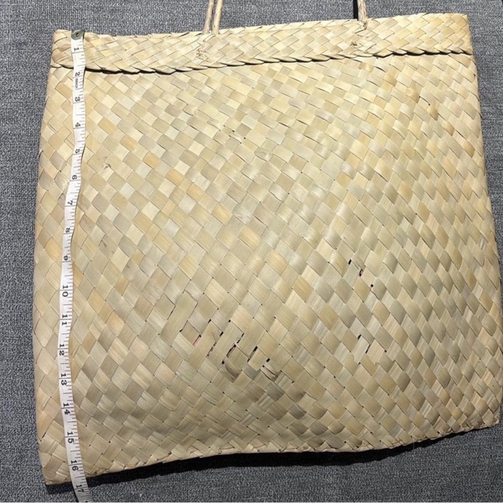 Natural Woven Tote Bag - Picture 2 of 3